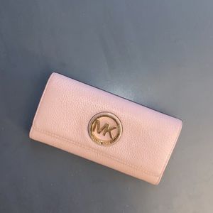 Michael Kors wallet